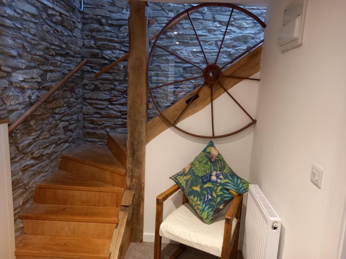 Hay Barn, Penrheol Farm, Unique Barn Conversion Builth Wells Ngoại thất bức ảnh