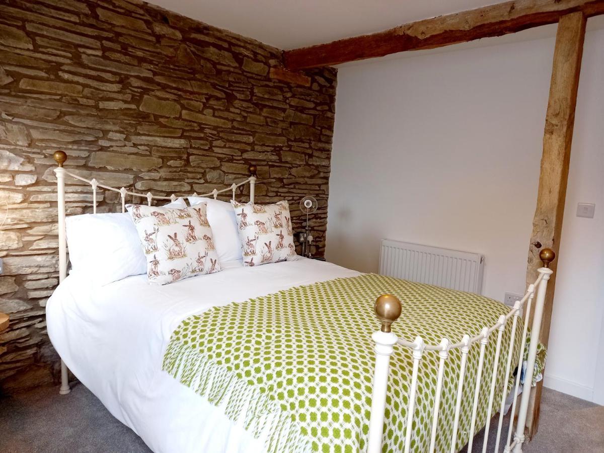 Hay Barn, Penrheol Farm, Unique Barn Conversion Builth Wells Ngoại thất bức ảnh